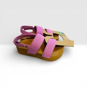 NWT Reef Little Water Vista Toddler Sandals Purple Size 6